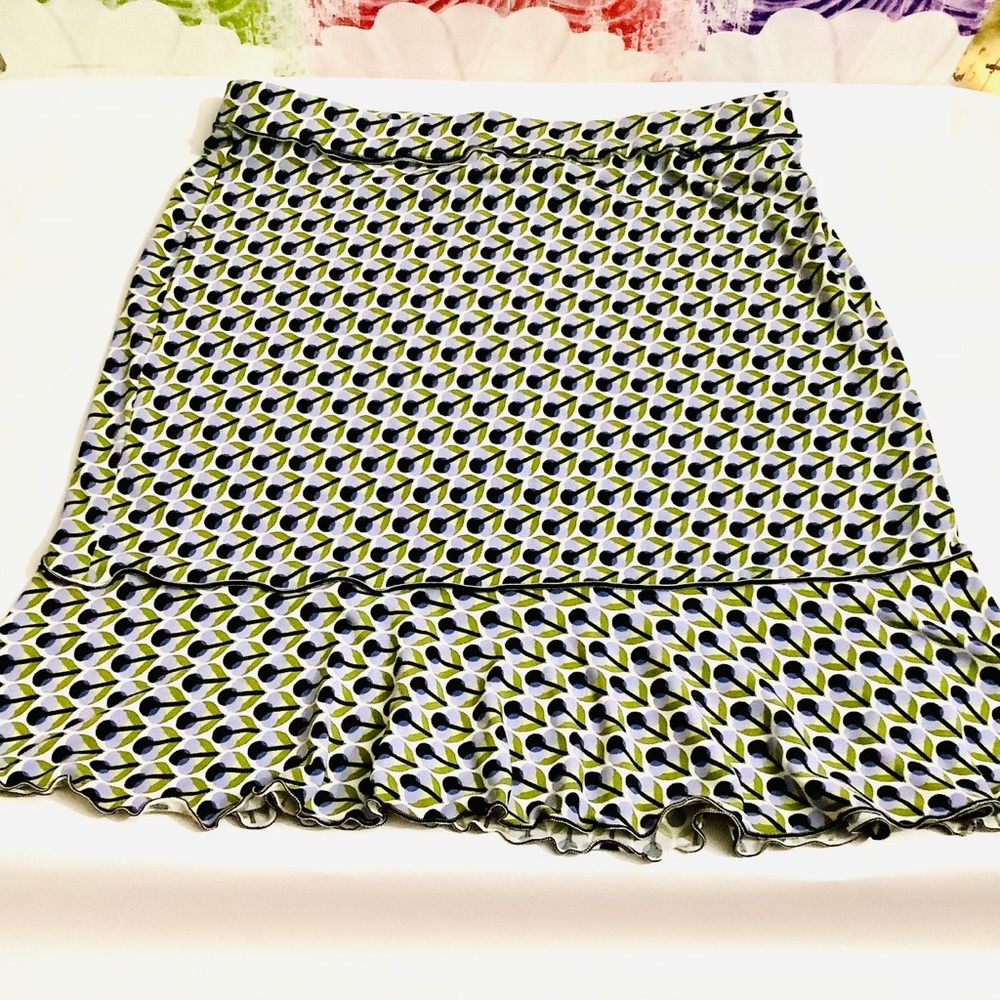 Max Studio fun playful skirt!
